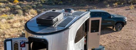 Airstream和REI联手打造带有凉爽太阳能屋顶的超绿色露营车
